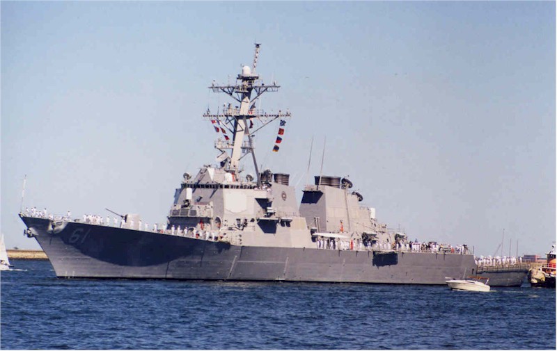 USS RAMAGE (DDG-61)